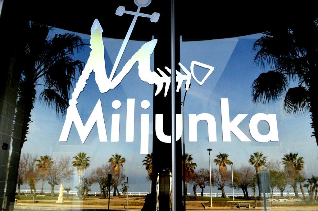 Residence Miljunka SantʼAgata di Militello Extérieur photo
