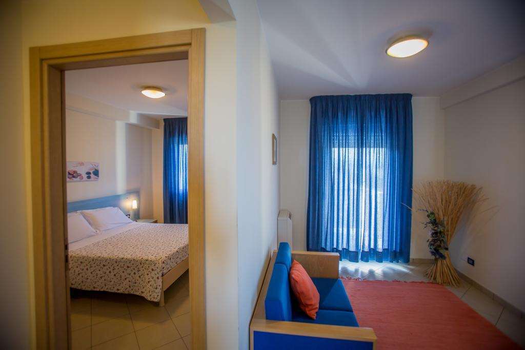 Residence Miljunka SantʼAgata di Militello Chambre photo